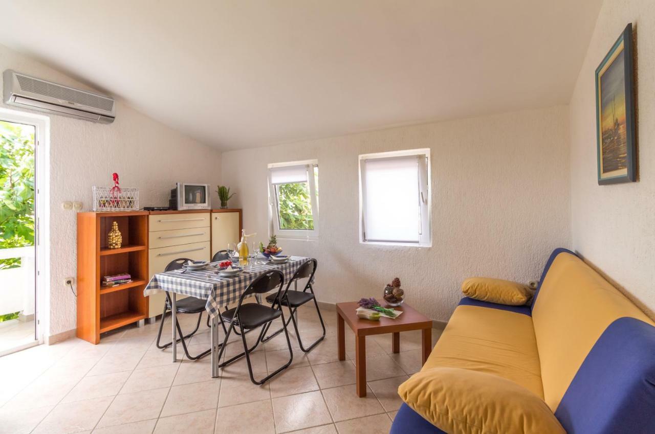 Fisa Apartments Вир Экстерьер фото